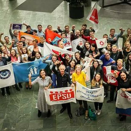 21744422_10213728979599620_1728088589_n